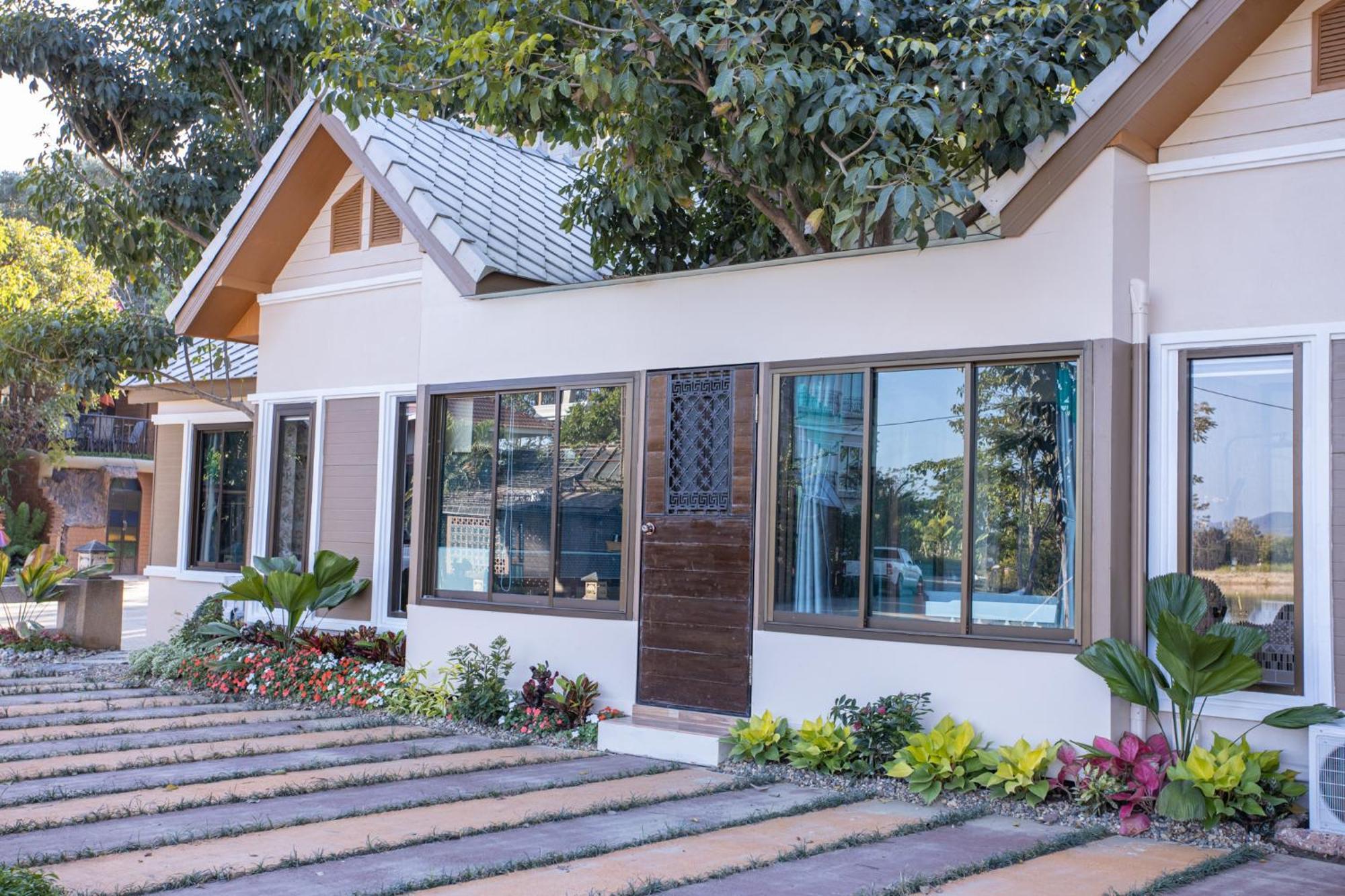 Mana-An Lake Hill Resort มานาอันเลคฮิลล์รีสอร์ต Чіангмай Екстер'єр фото