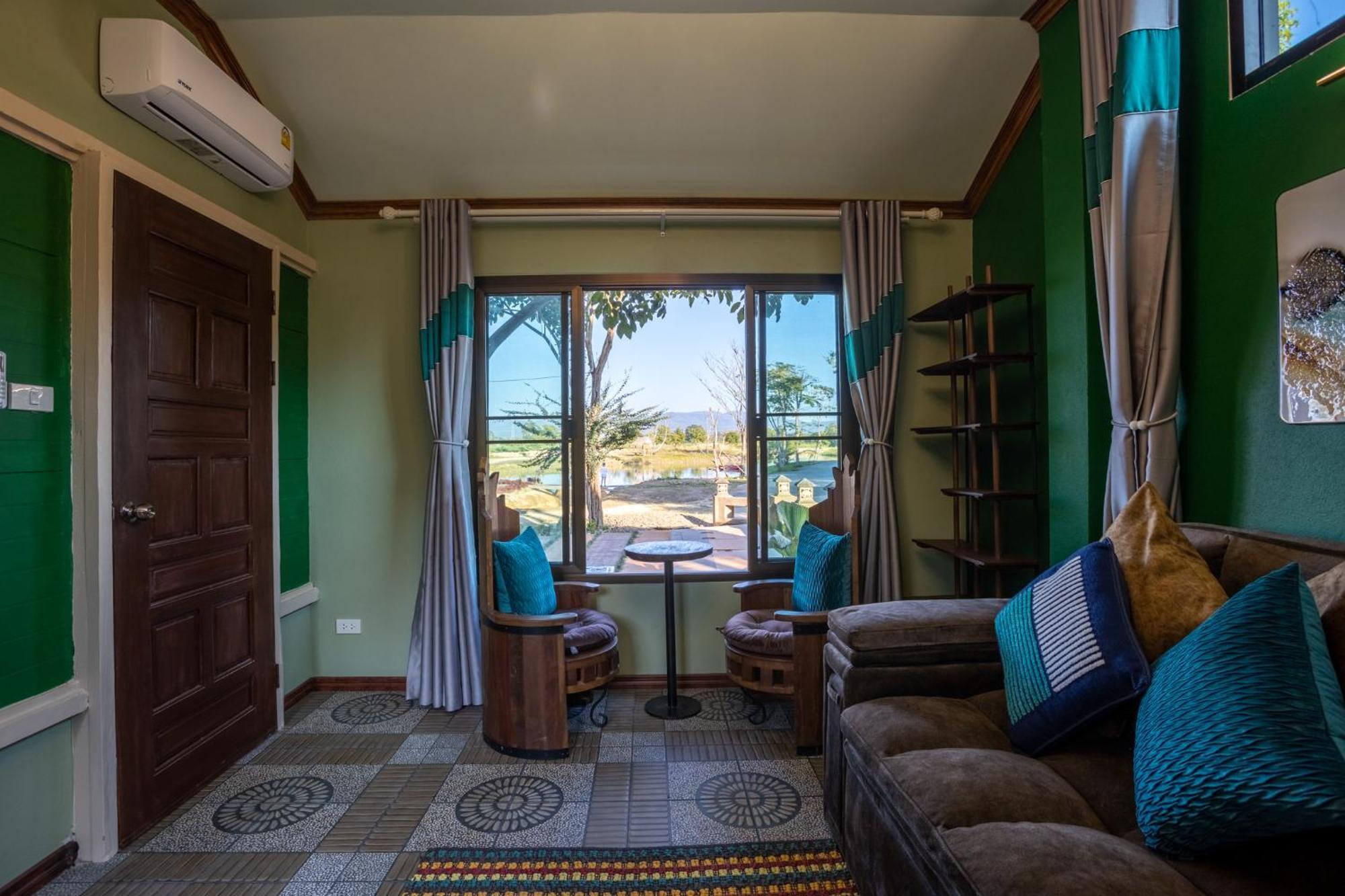 Mana-An Lake Hill Resort มานาอันเลคฮิลล์รีสอร์ต Чіангмай Екстер'єр фото
